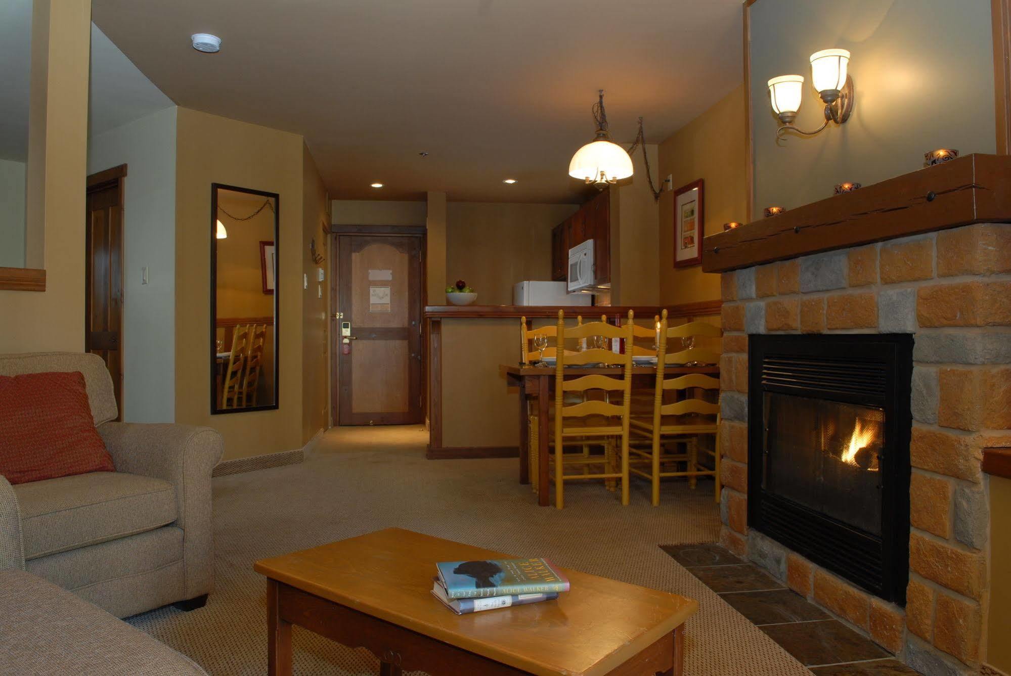 Tour Des Voyageurs Hotel Mont-Tremblant Buitenkant foto