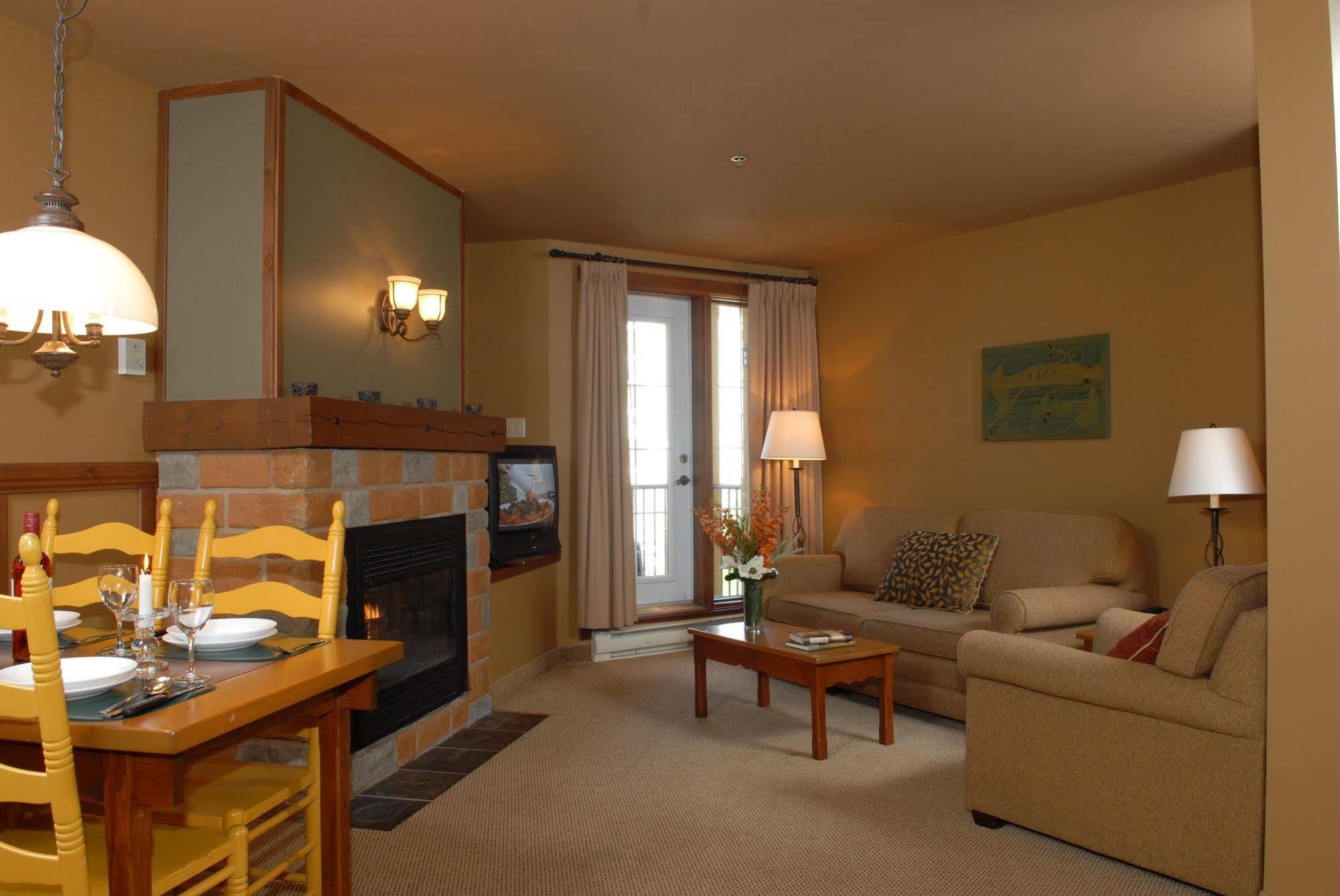 Tour Des Voyageurs Hotel Mont-Tremblant Buitenkant foto
