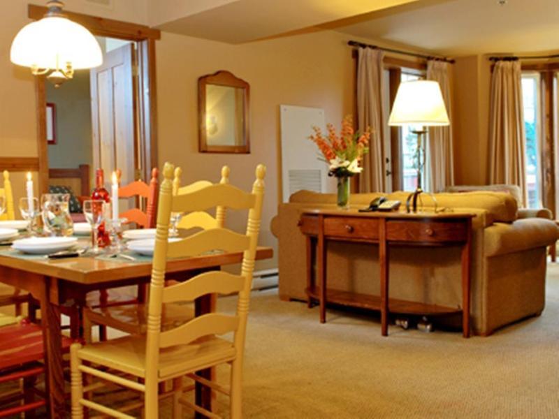 Tour Des Voyageurs Hotel Mont-Tremblant Buitenkant foto